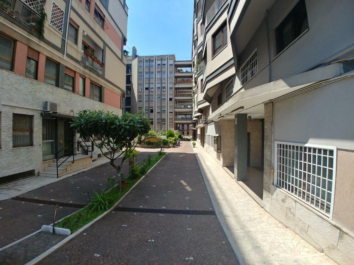 World Wide Bed San Giovanni Roma Exterior foto